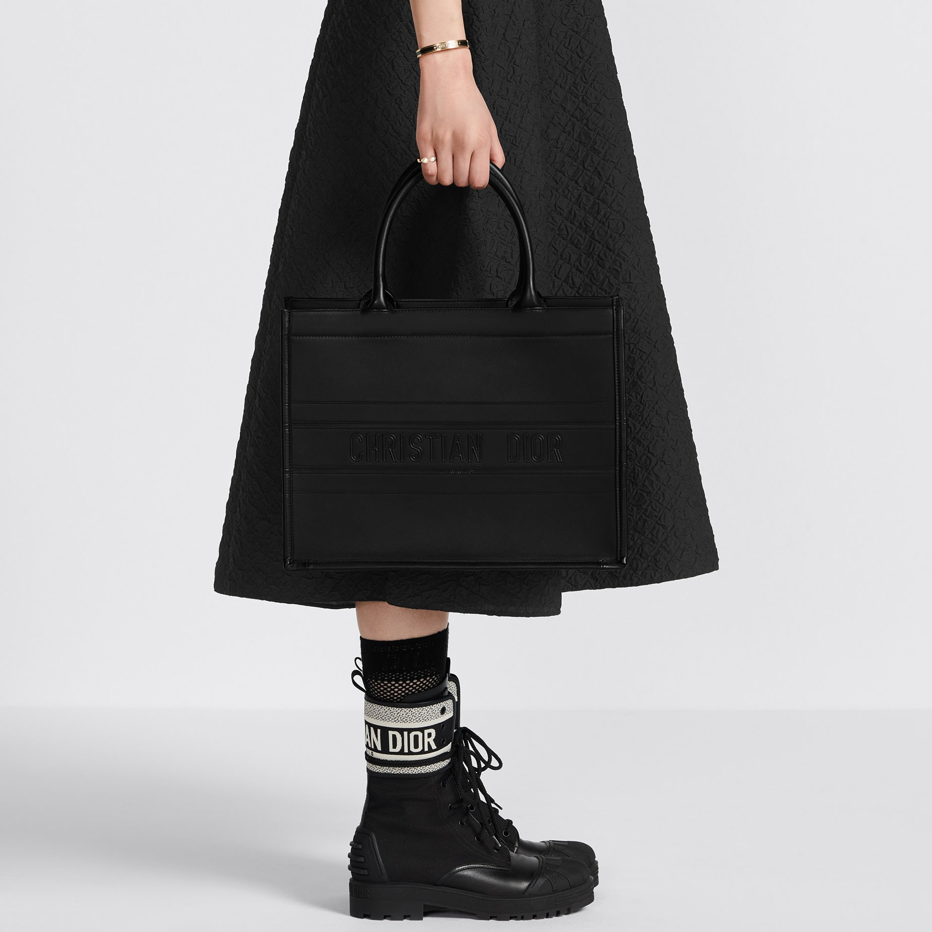 MEDIUM  BOOK TOTE
