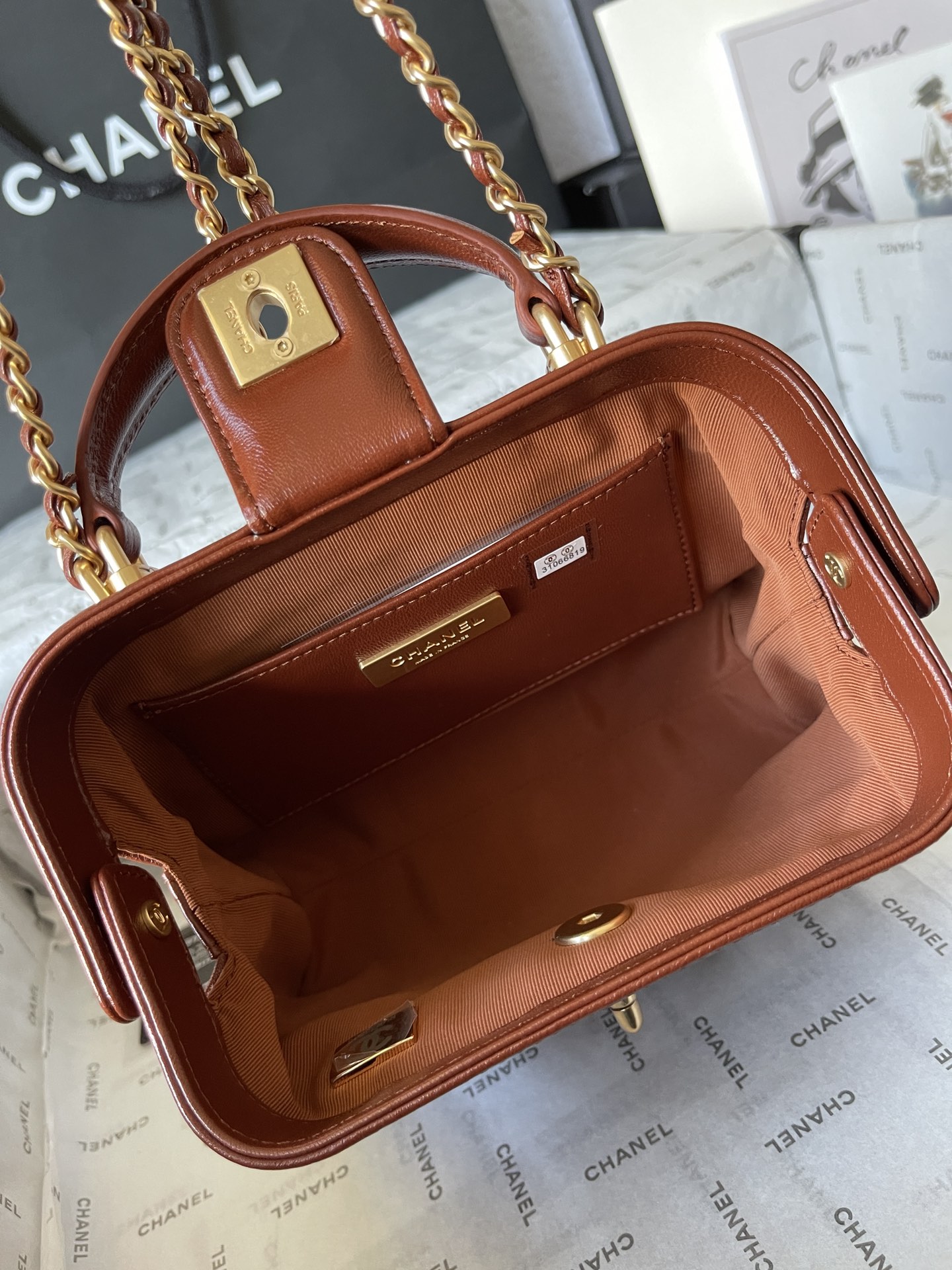 CHANEL Mini Bag with Top Handle Brown-AS4958
