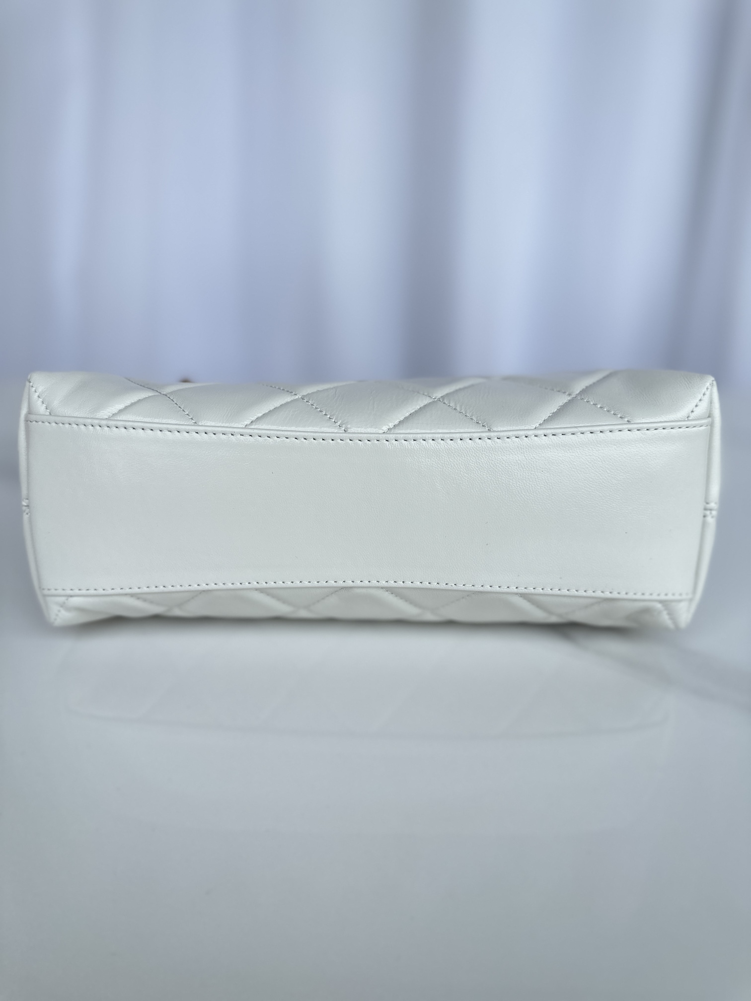 CHANEL Hobo Handbag White- AS4912