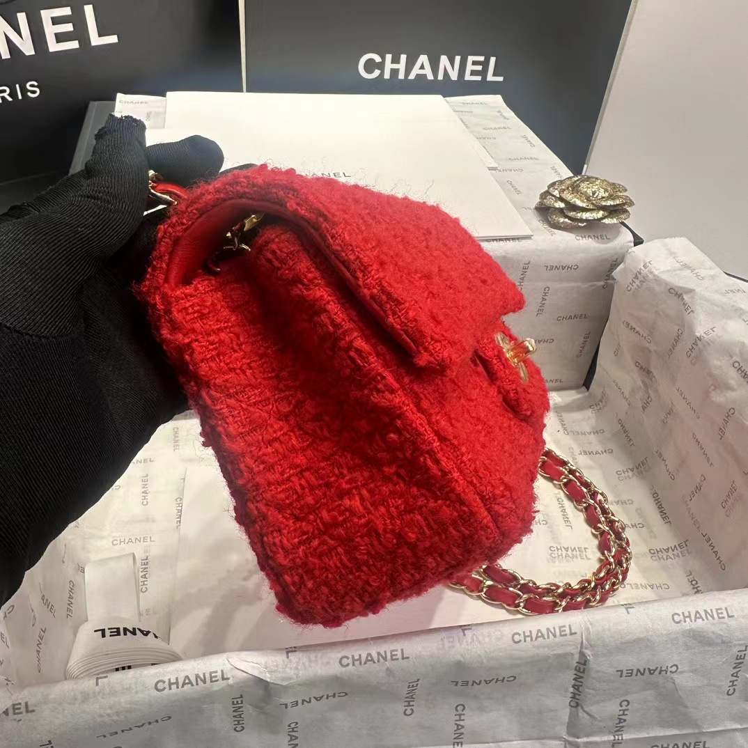 CHANEL CLASSIC 11.12 HANDBAG Lambskin & Brown Metal Red-A01112