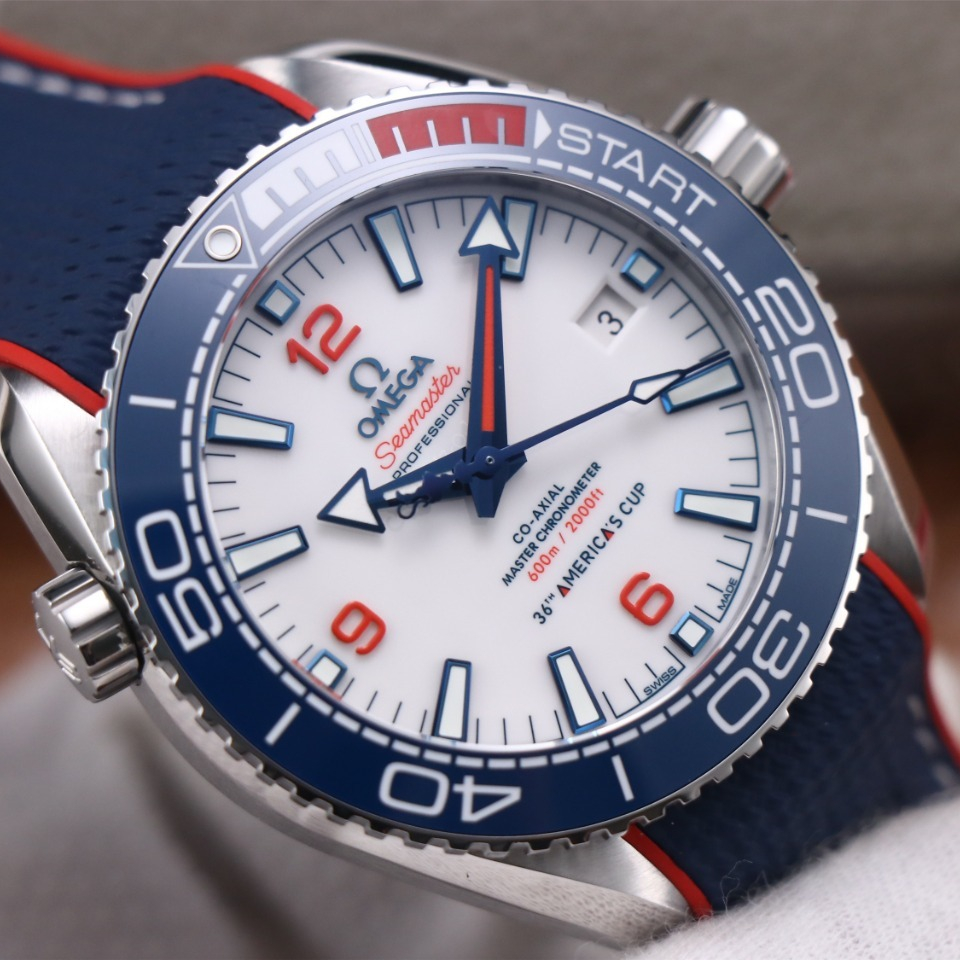 PLANET OCEAN 600M America's Cup 43.5mm