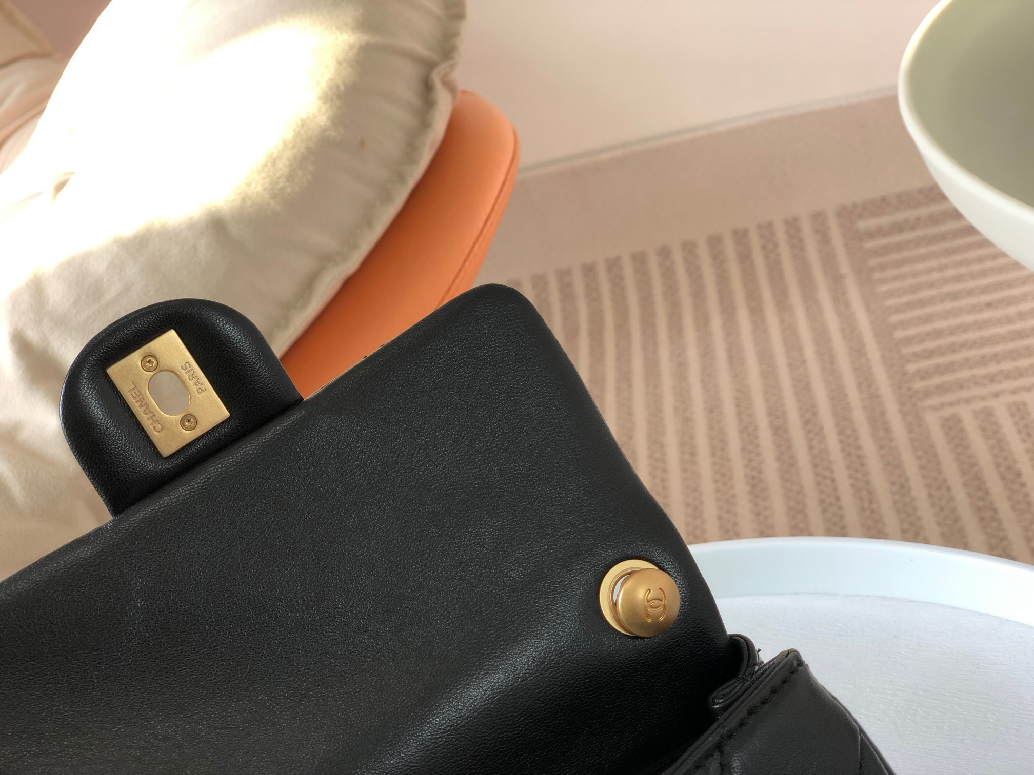 CHANEL Mini Flap Bag Shiny Lambskin, Imitation Pearls & Gold-Tone Metal White-AS4947