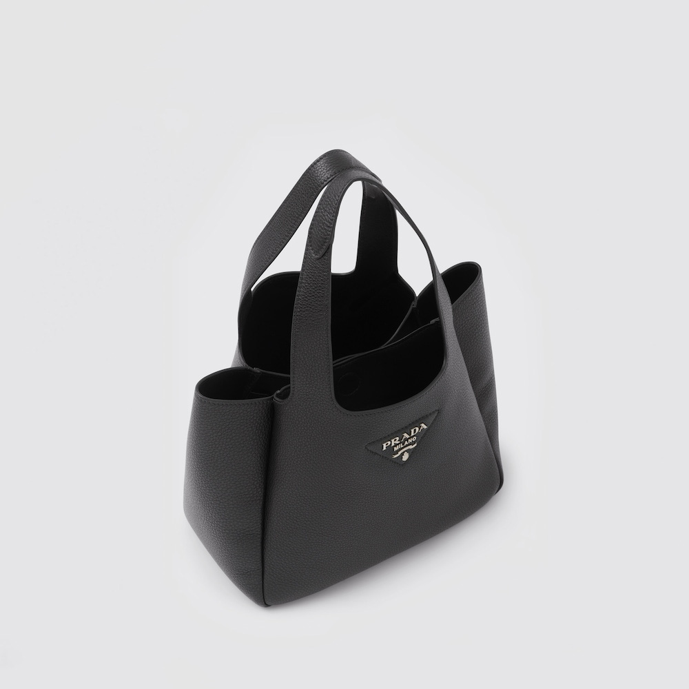 Medium leather tote