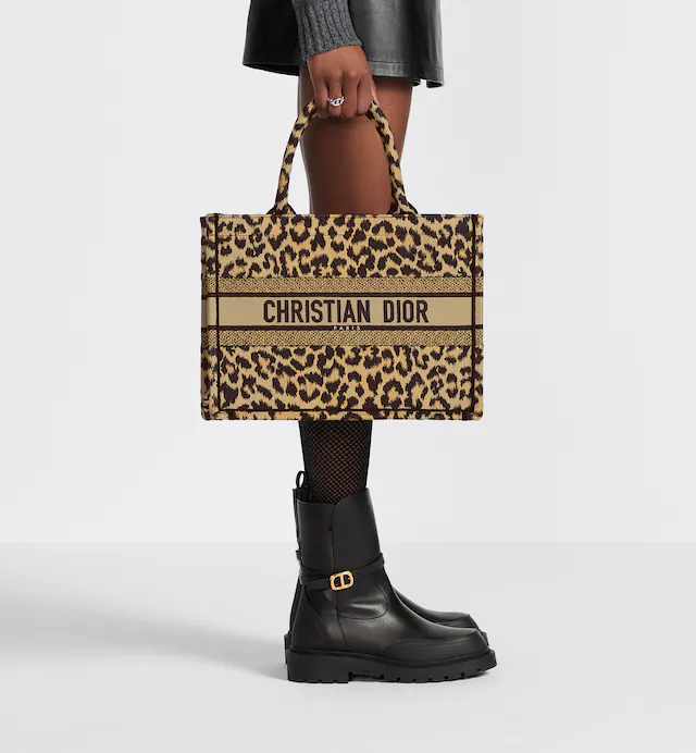 MEDIUM  BOOK TOTE