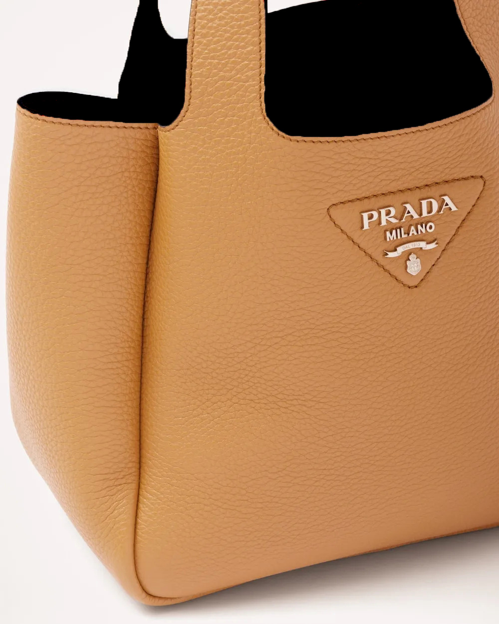 Medium leather tote