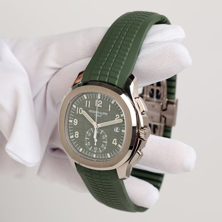 Aquanaut 5968G-010 Khaki Green 42.2mm