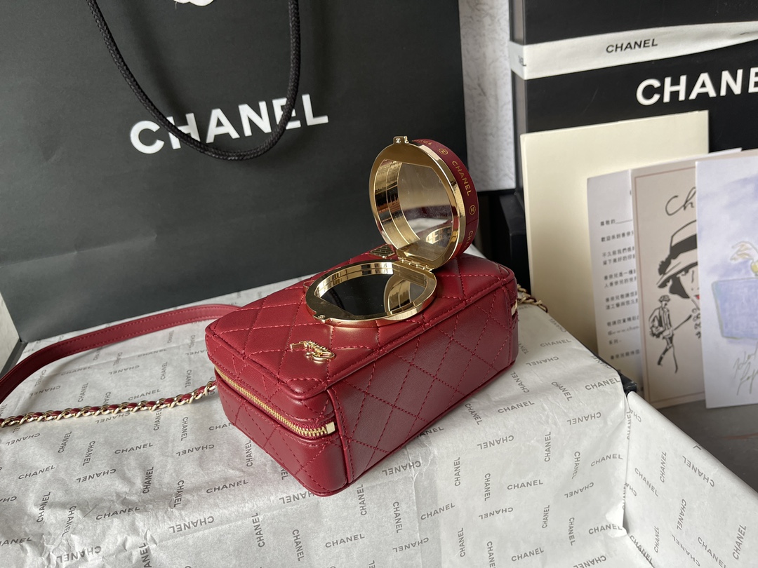 CHANEL Camera bag Sheep leather and gold metal Red-AS4817