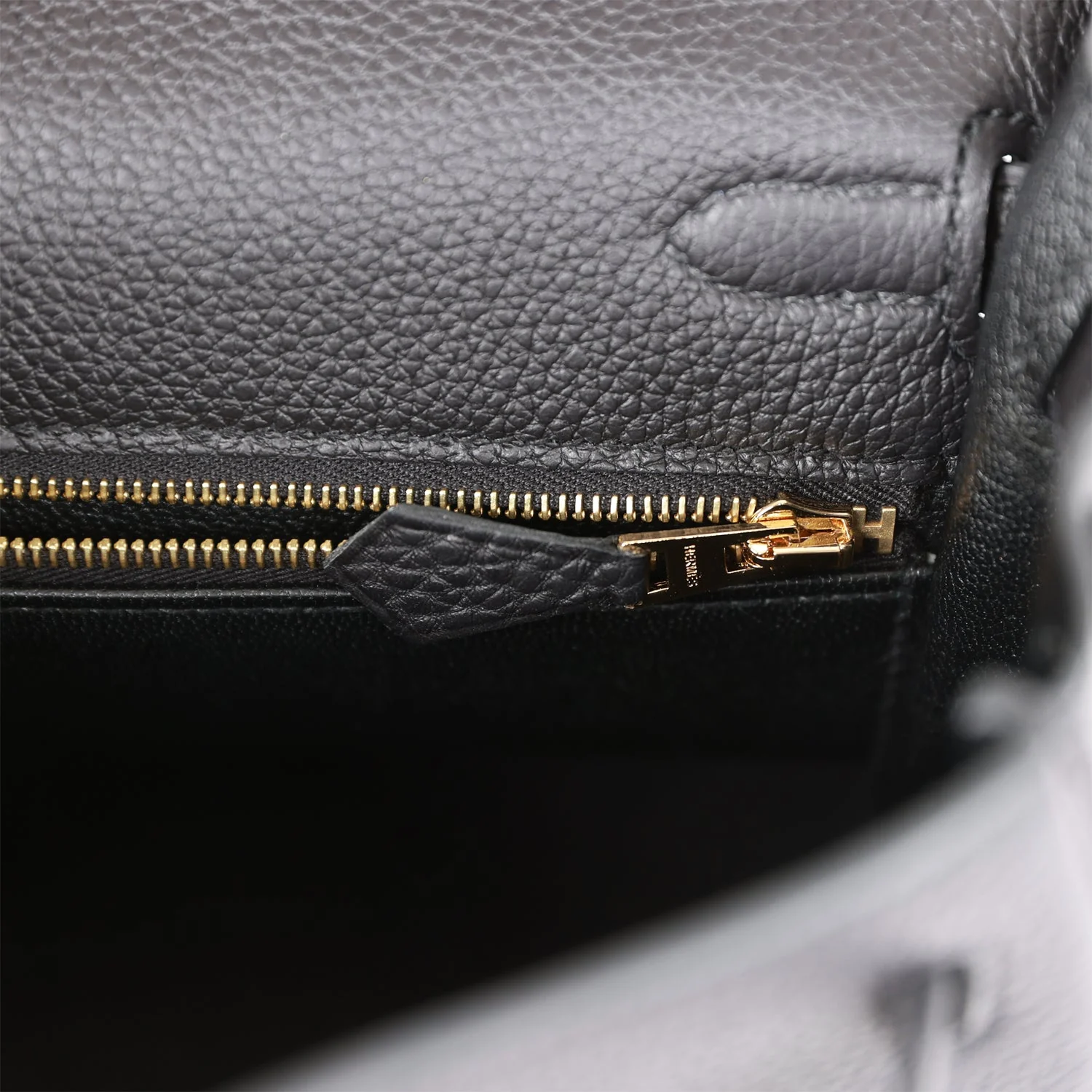 Her Kelly Retourne 25 Black Togo Gold Hardware
