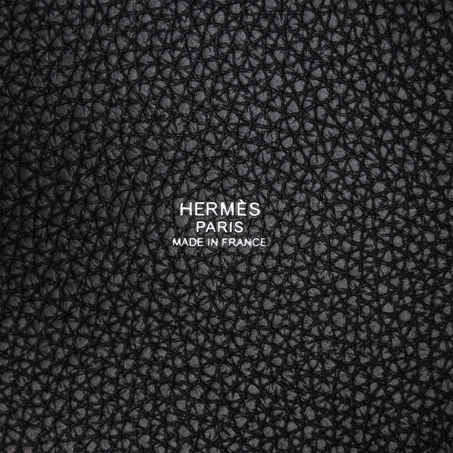 Her Picotin Lock 18 Black Clemence Palladium Hardware