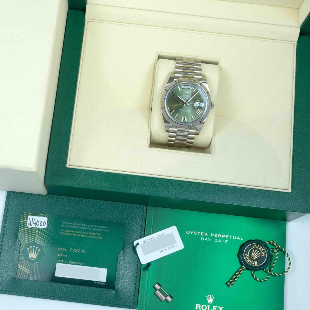 Rolex Day-Date 40 White Gold Olive Dial
