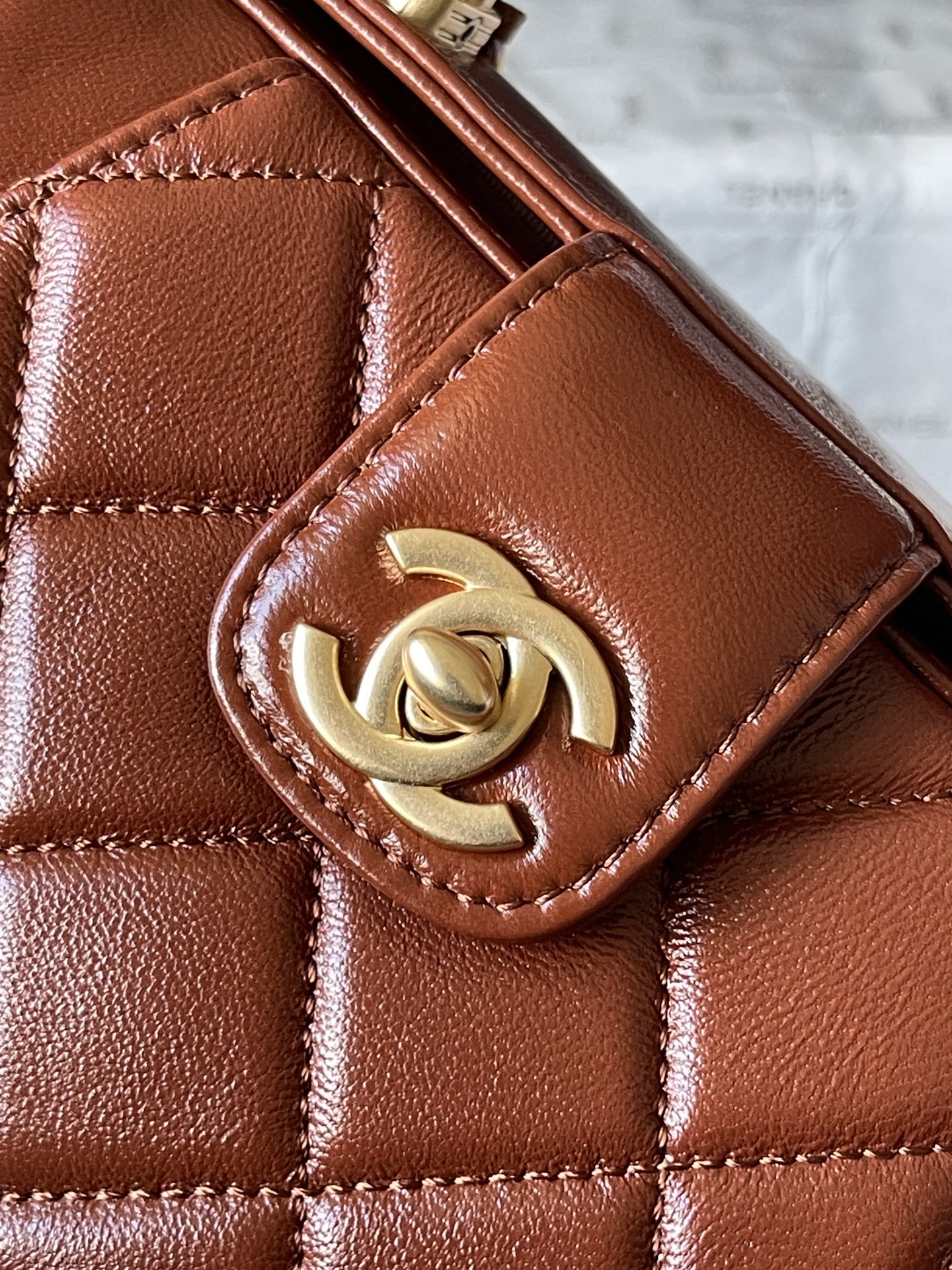 CHANEL Mini Bag with Top Handle Brown-AS4958