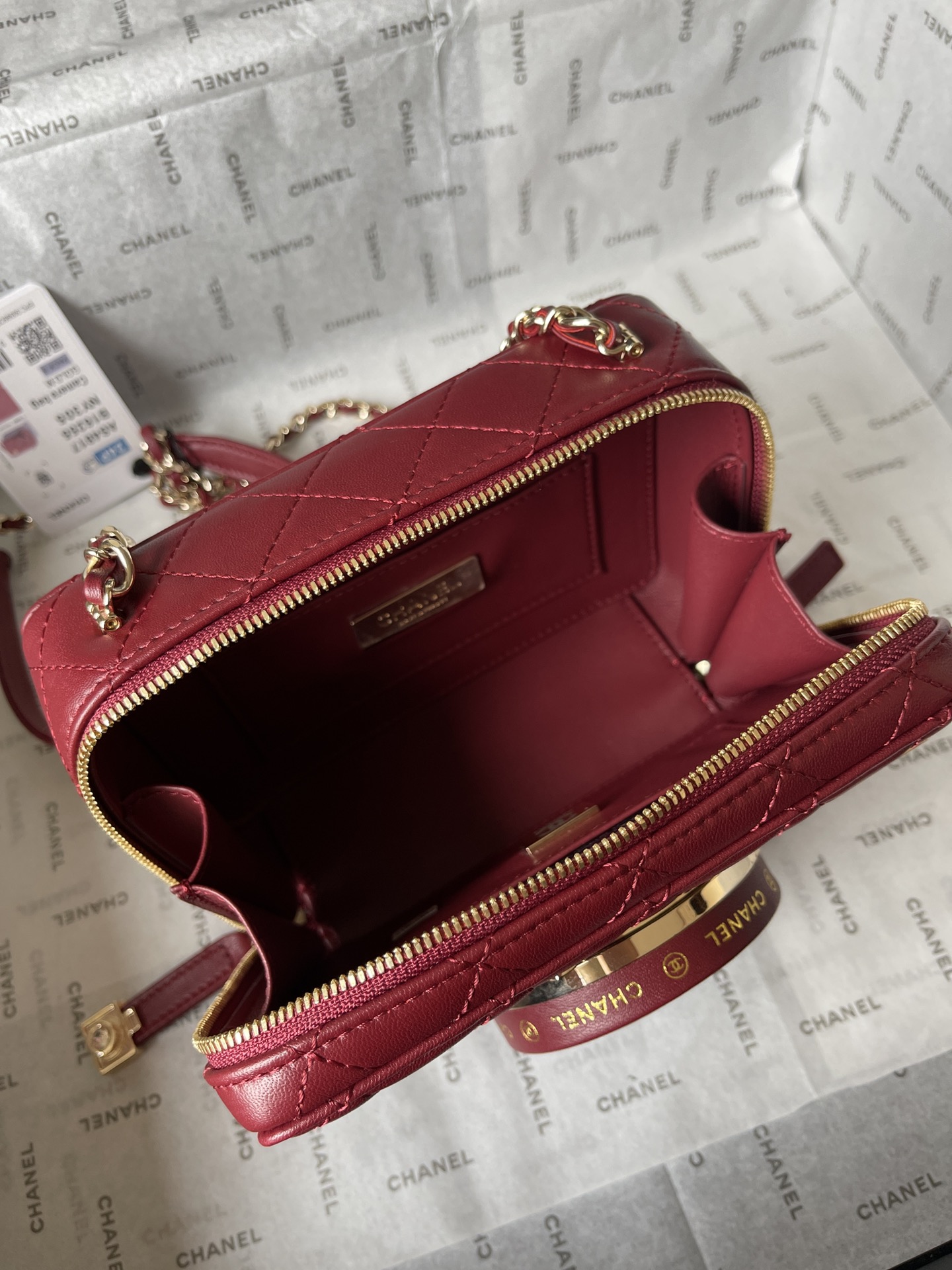 CHANEL Camera bag Sheep leather and gold metal Red-AS4817