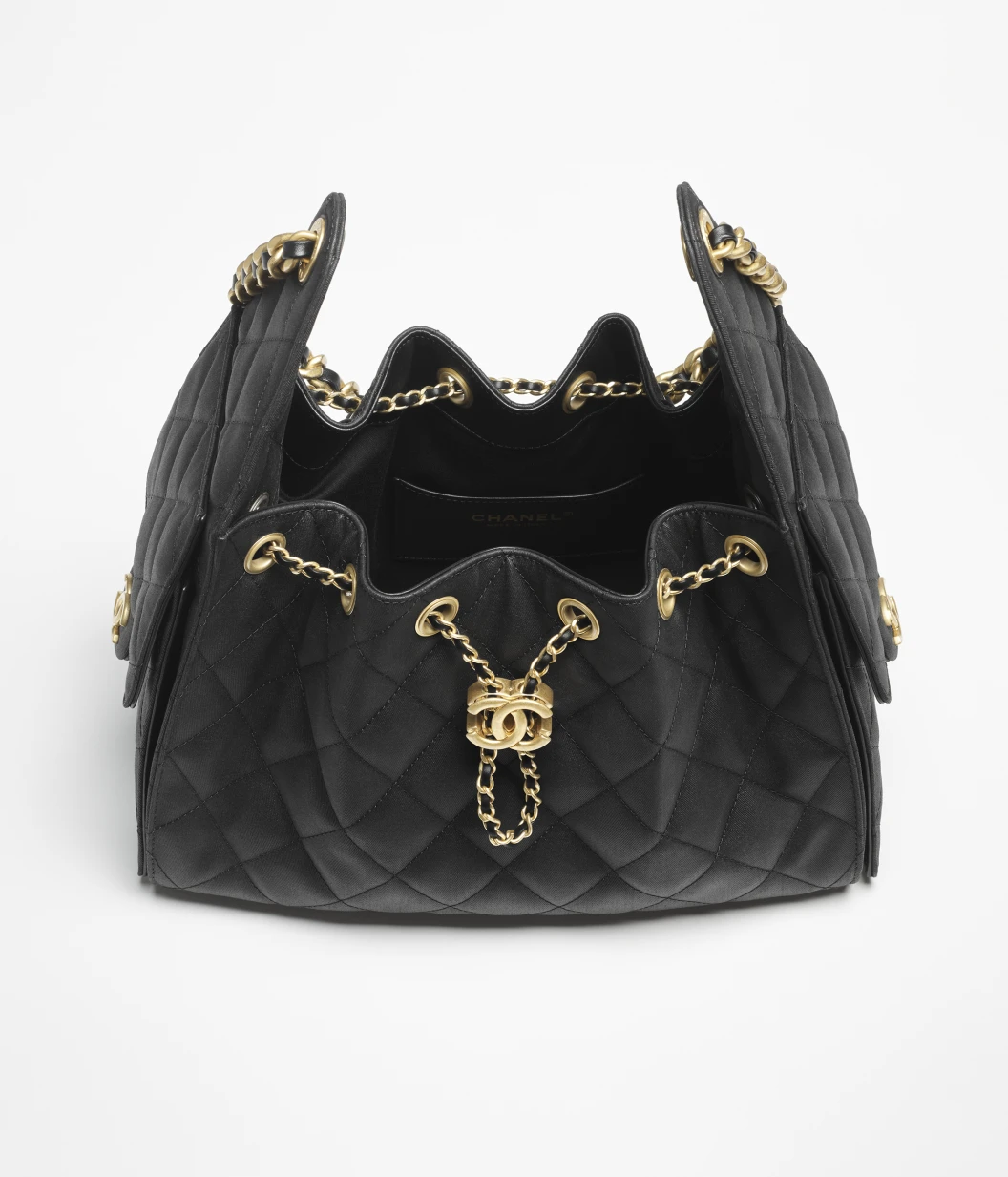 CHANEL 25 Small Handbag
