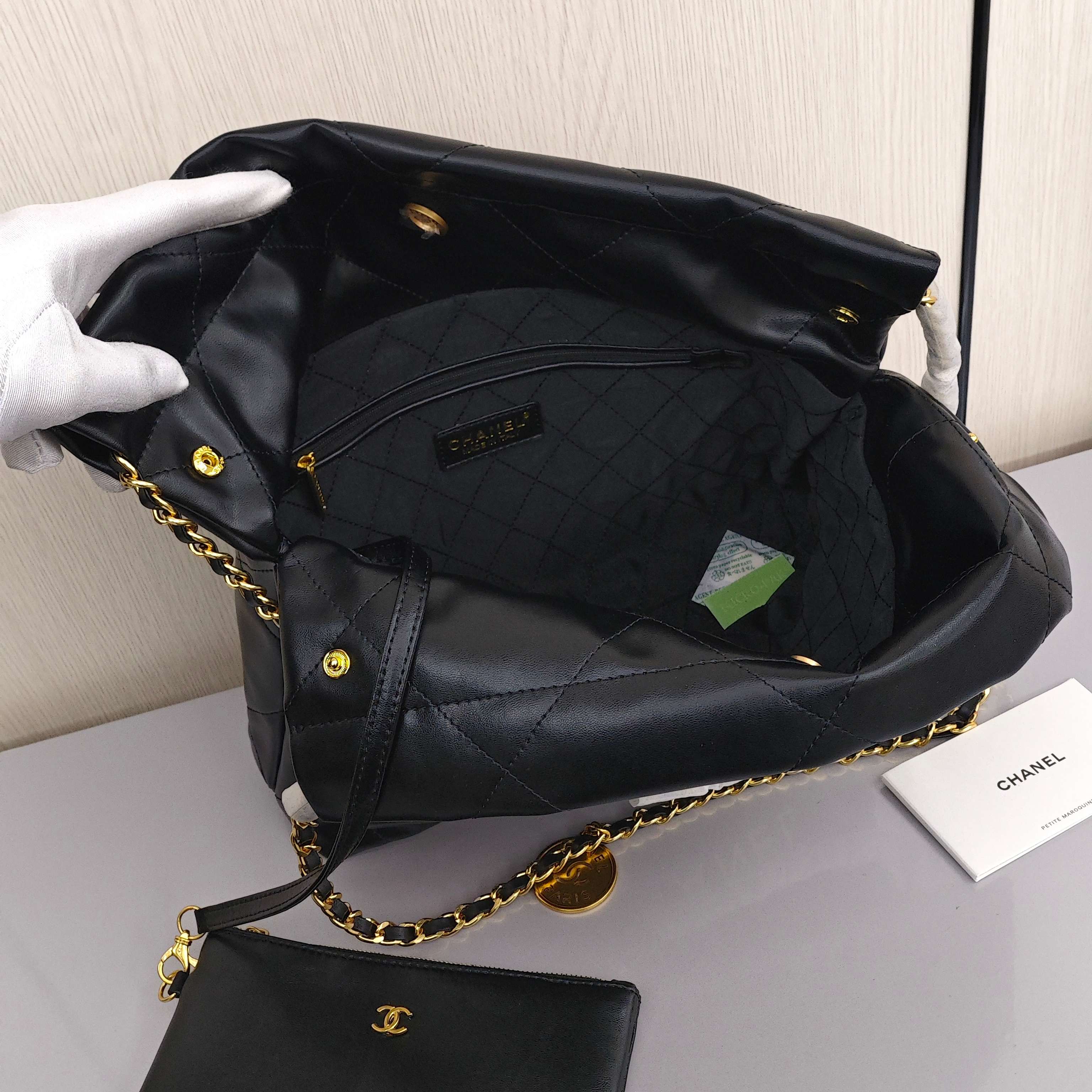 CHANEL 23S 22bag mini Quilted Drawstring Chain Bag with Shiny Crinkled Calfskin, Shoulder and Crossbody Bag, Mini Size, Women's Style, Black