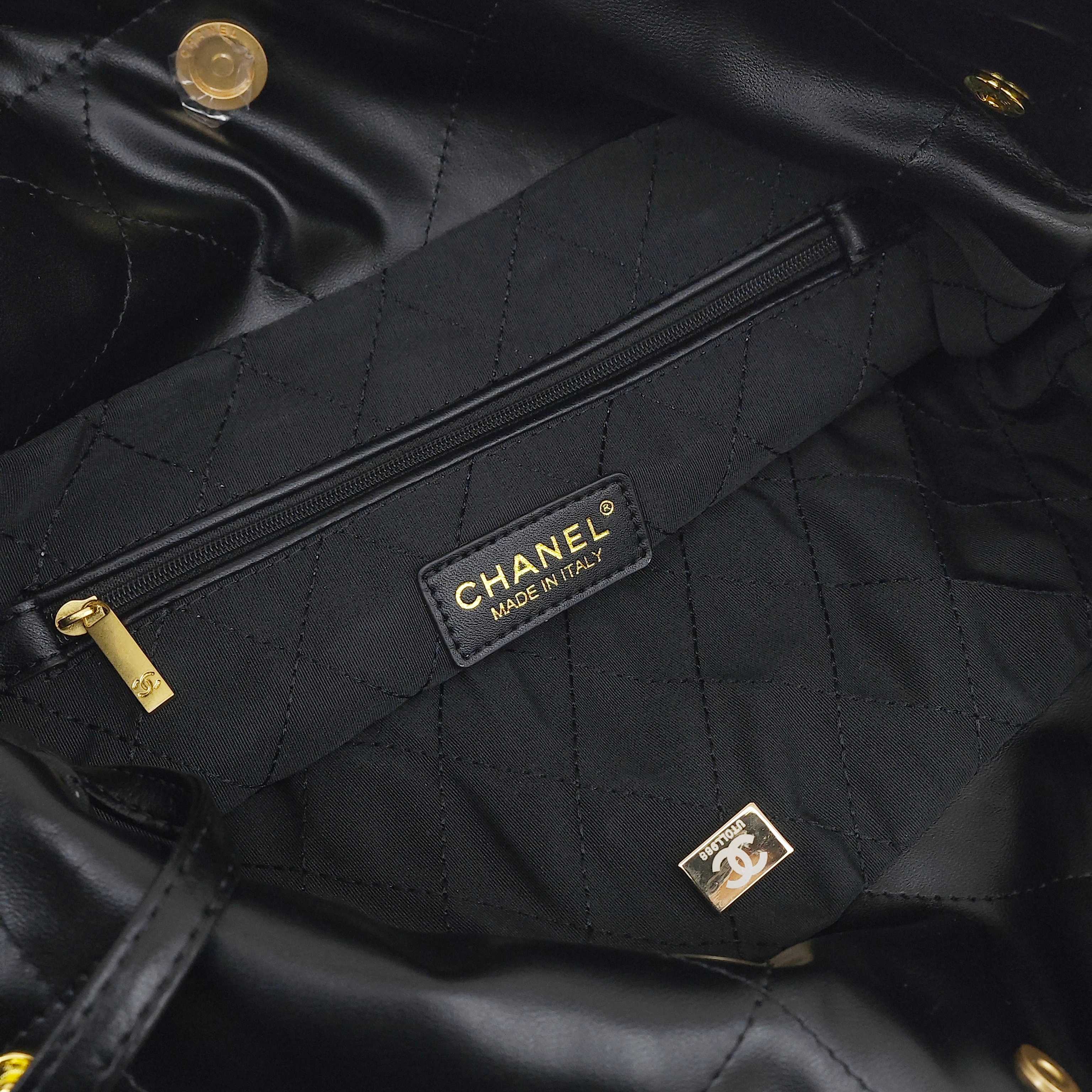 CHANEL 23S 22bag mini Quilted Drawstring Chain Bag with Shiny Crinkled Calfskin, Shoulder and Crossbody Bag, Mini Size, Women's Style, Black