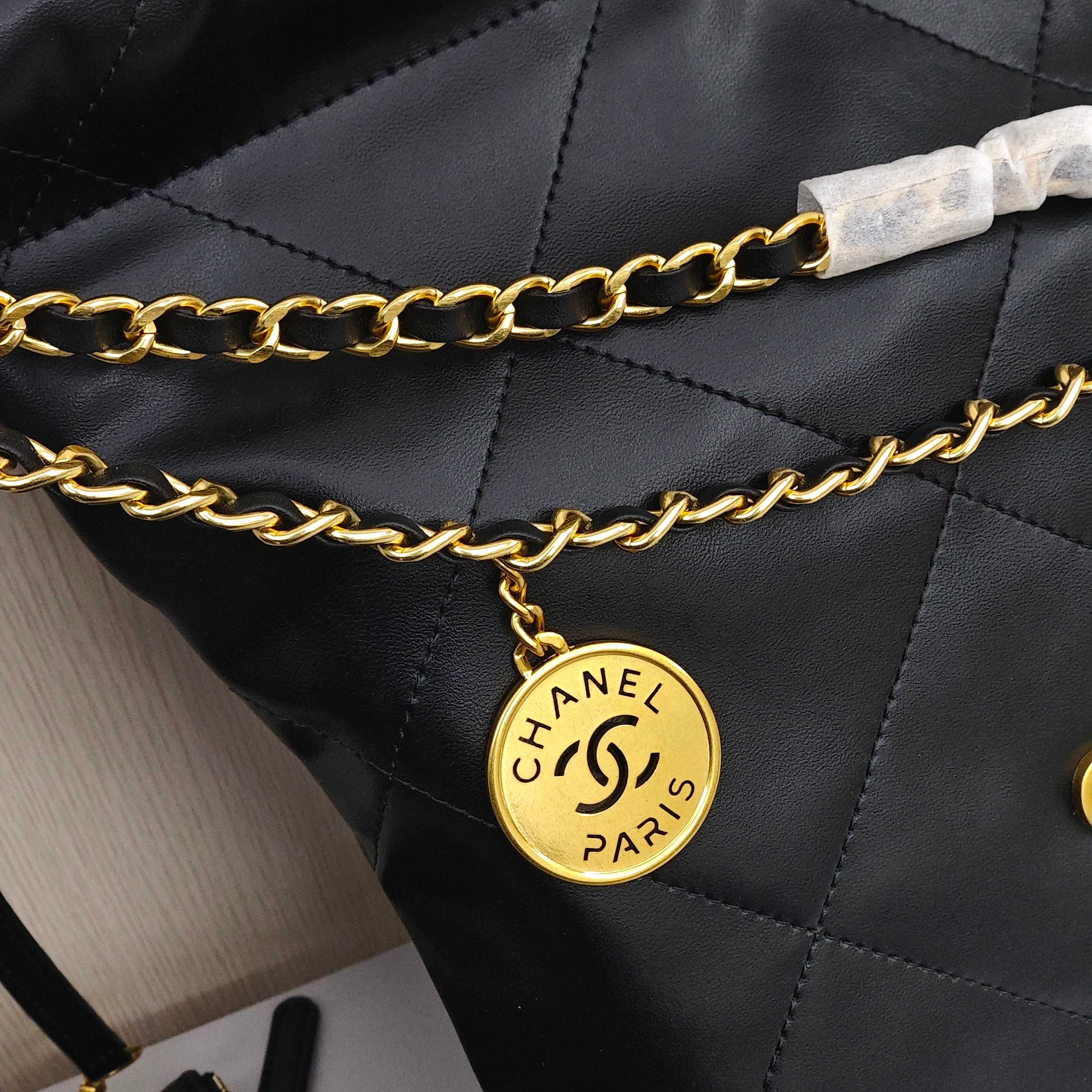 CHANEL 23S 22bag mini Quilted Drawstring Chain Bag with Shiny Crinkled Calfskin, Shoulder and Crossbody Bag, Mini Size, Women's Style, Black