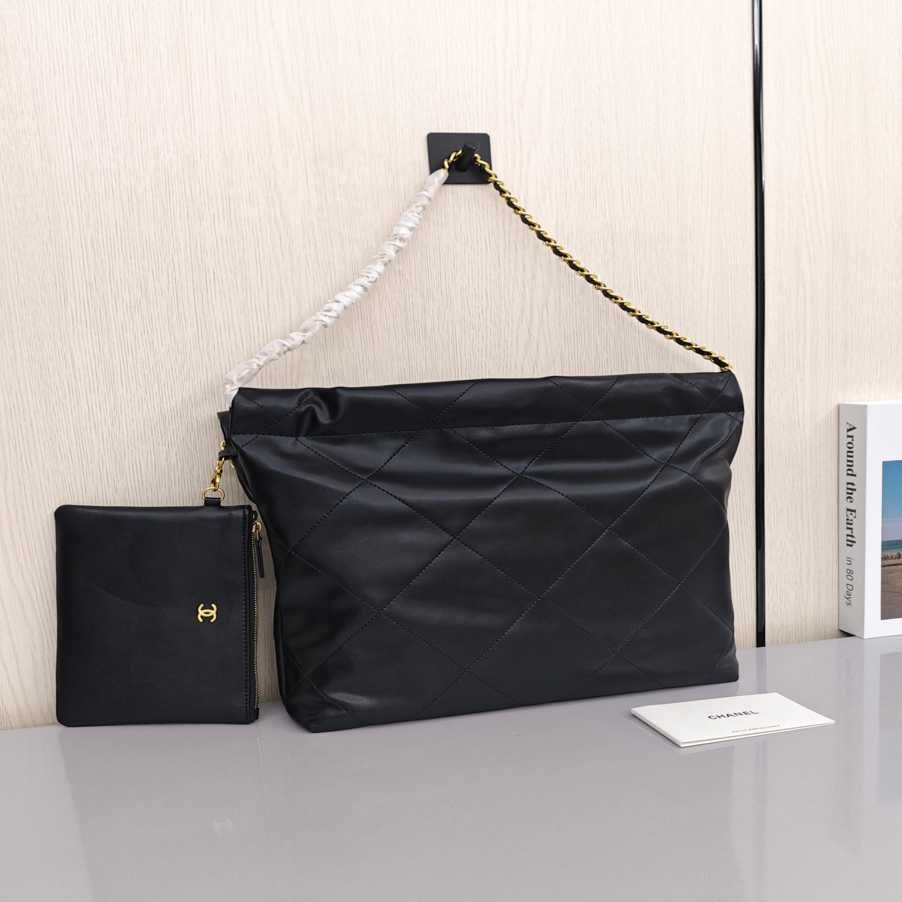 CHANEL 23S 22bag mini Quilted Drawstring Chain Bag with Shiny Crinkled Calfskin, Shoulder and Crossbody Bag, Mini Size, Women's Style, Black