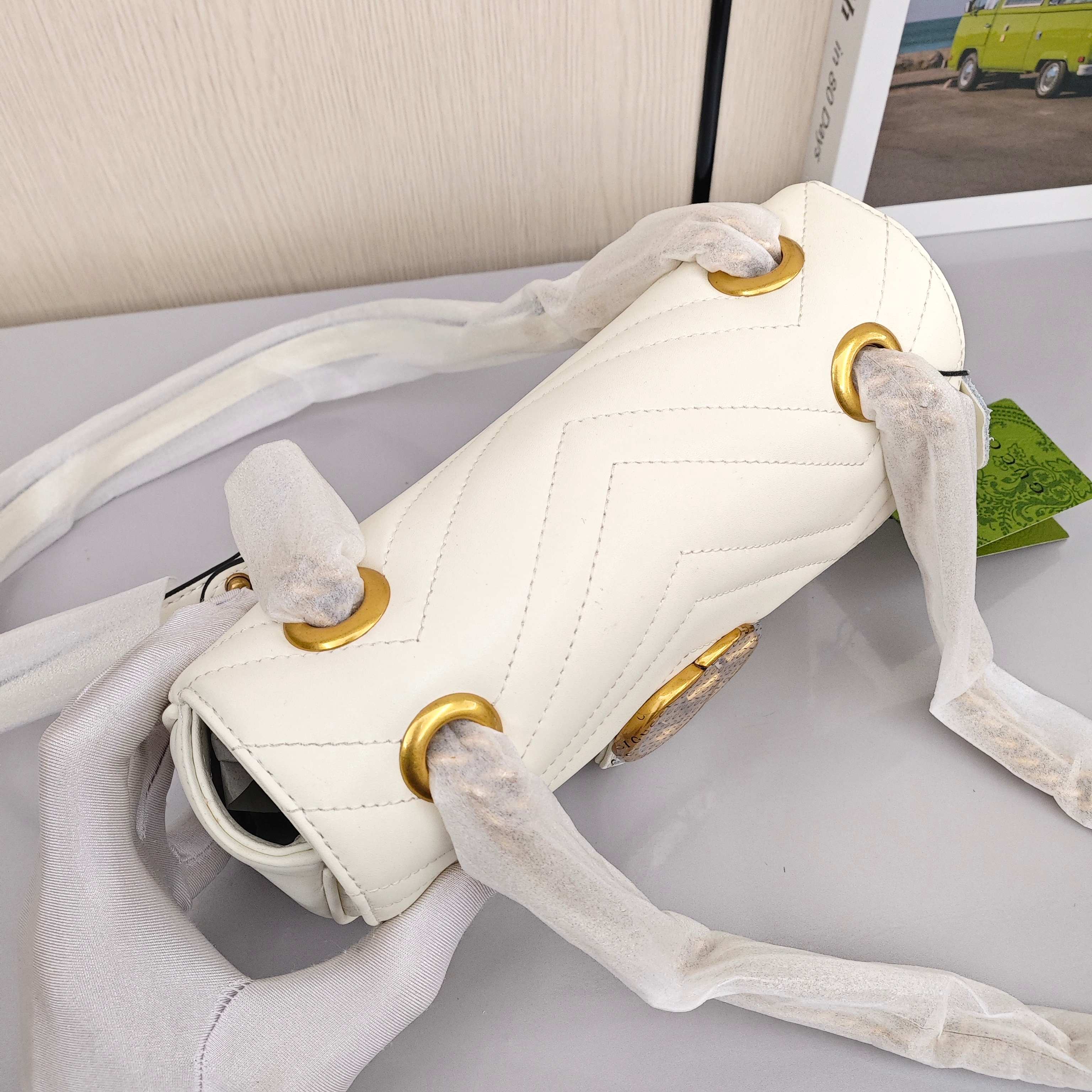 GUCCI GG Marmont Women's Leather Crossbody/Shoulder Bag, White