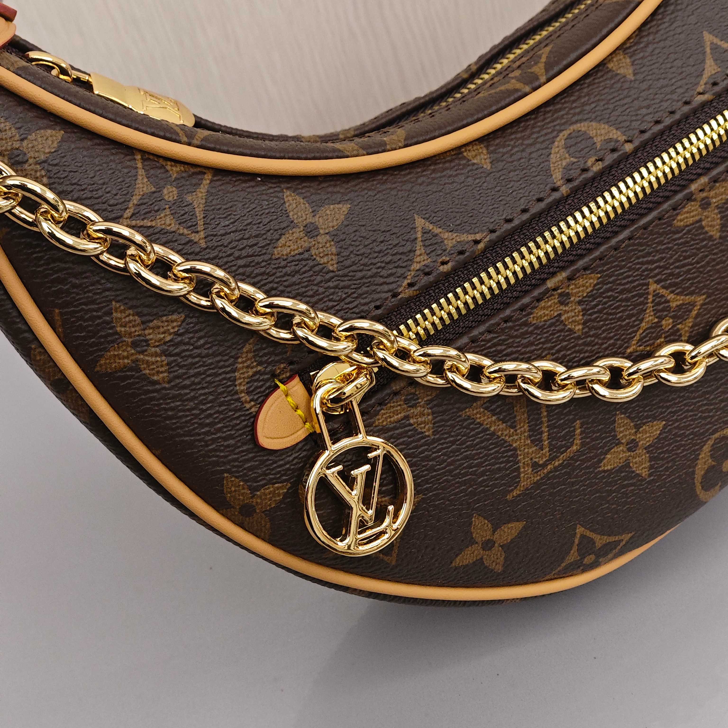 LOUIS VUITTON Loop Women's Handbag/Shoulder Bag with Monogram Canvas All - Over Print and Chain Shoulder Strap, Brown