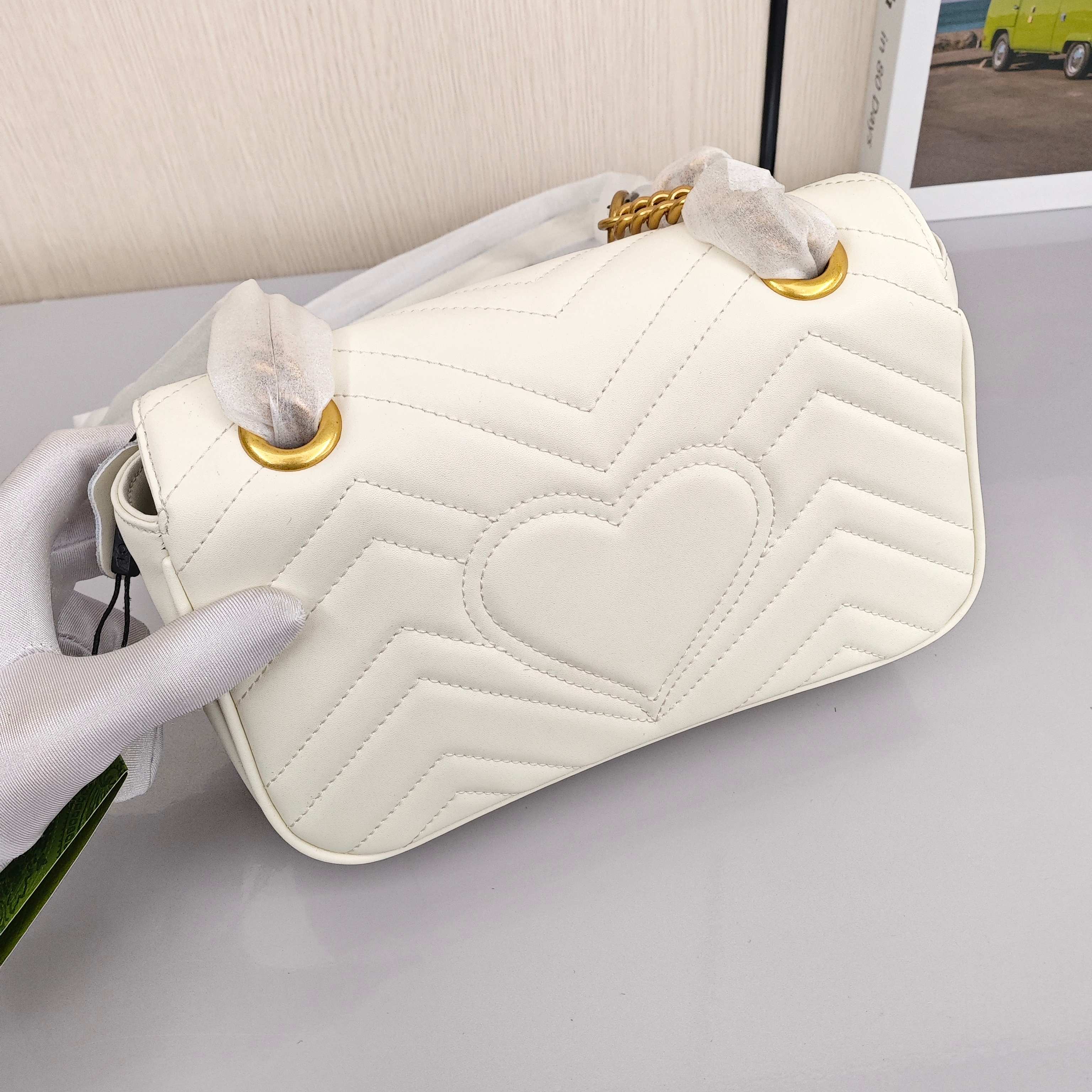 GUCCI GG Marmont Women's Leather Crossbody/Shoulder Bag, White