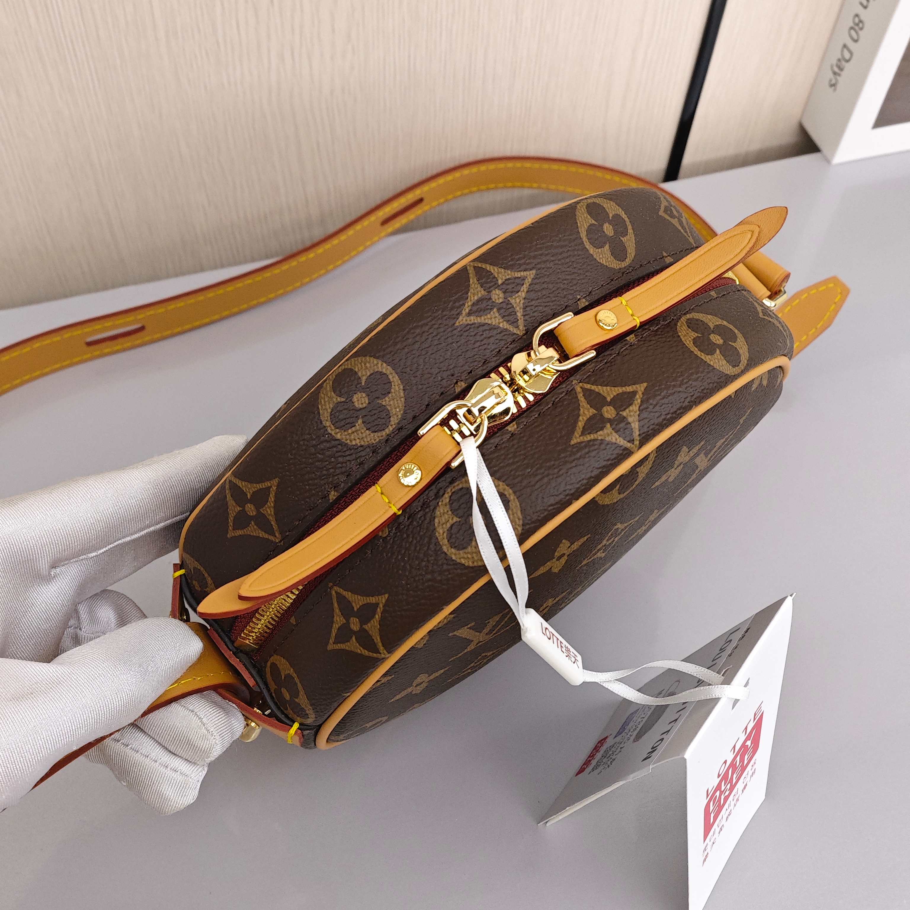 LOUIS VUITTON Boite Chapeau Souple PM Small - sized Women's Shoulder/Crossbody Bag with Monogram Canvas All - Over Print and Zipper Closure, Brown