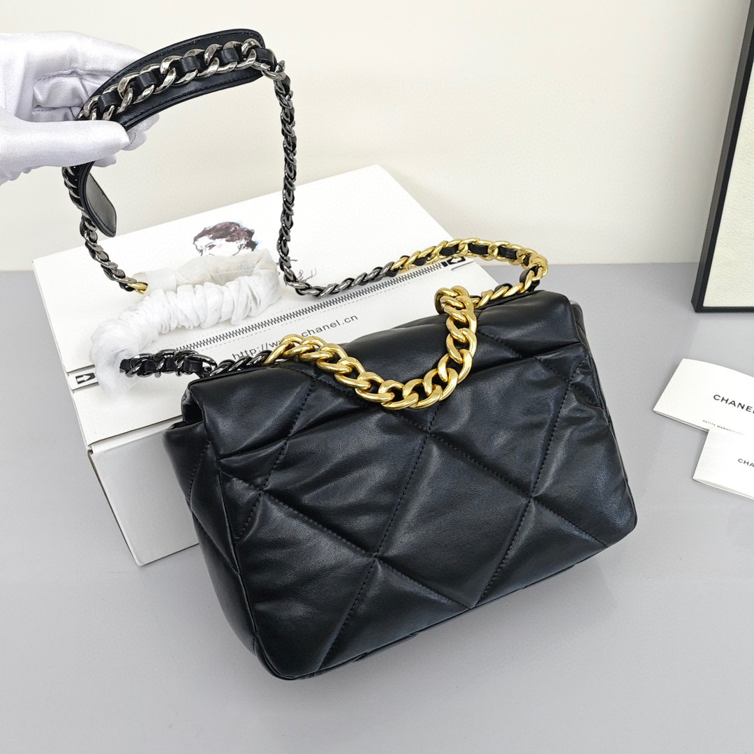 CHANEL 19Bag Medium - sized Women's Flap Bag with Quilted Pattern, Chain Handle, Made of Lambskin Leather. Can be Carried as a Handbag, Shoulder Bag or Crossbody Bag, Black