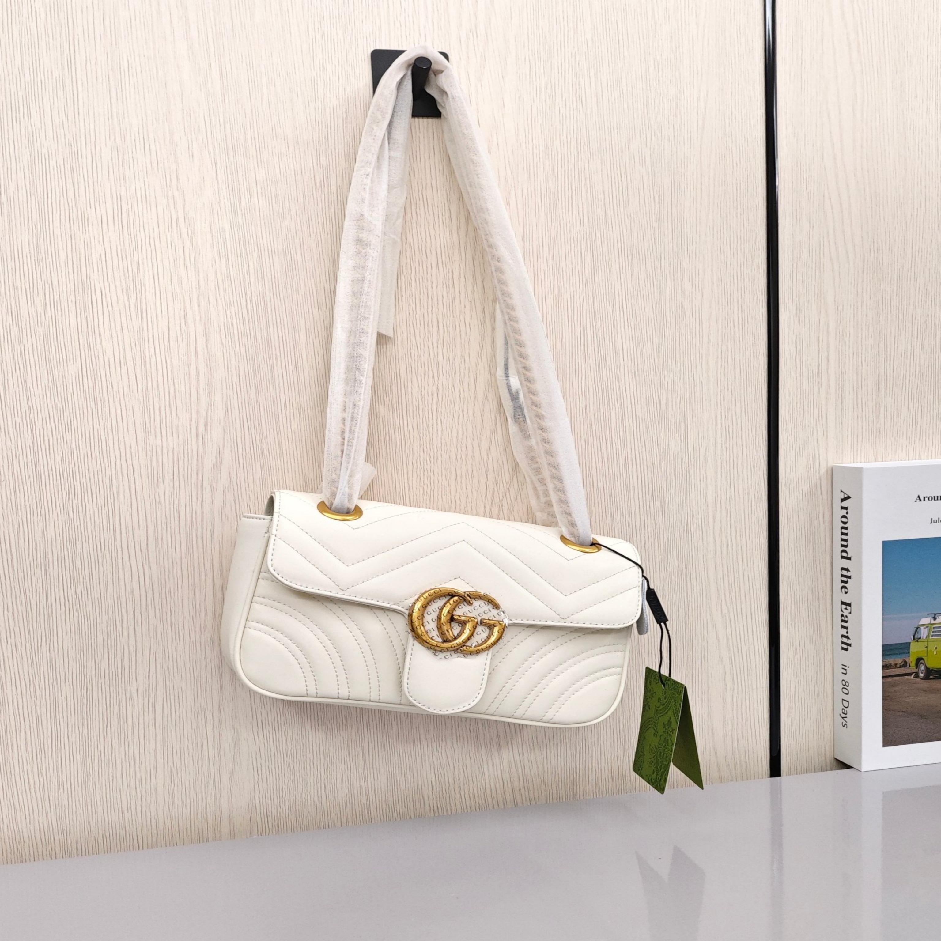 GUCCI GG Marmont Women's Leather Crossbody/Shoulder Bag, White