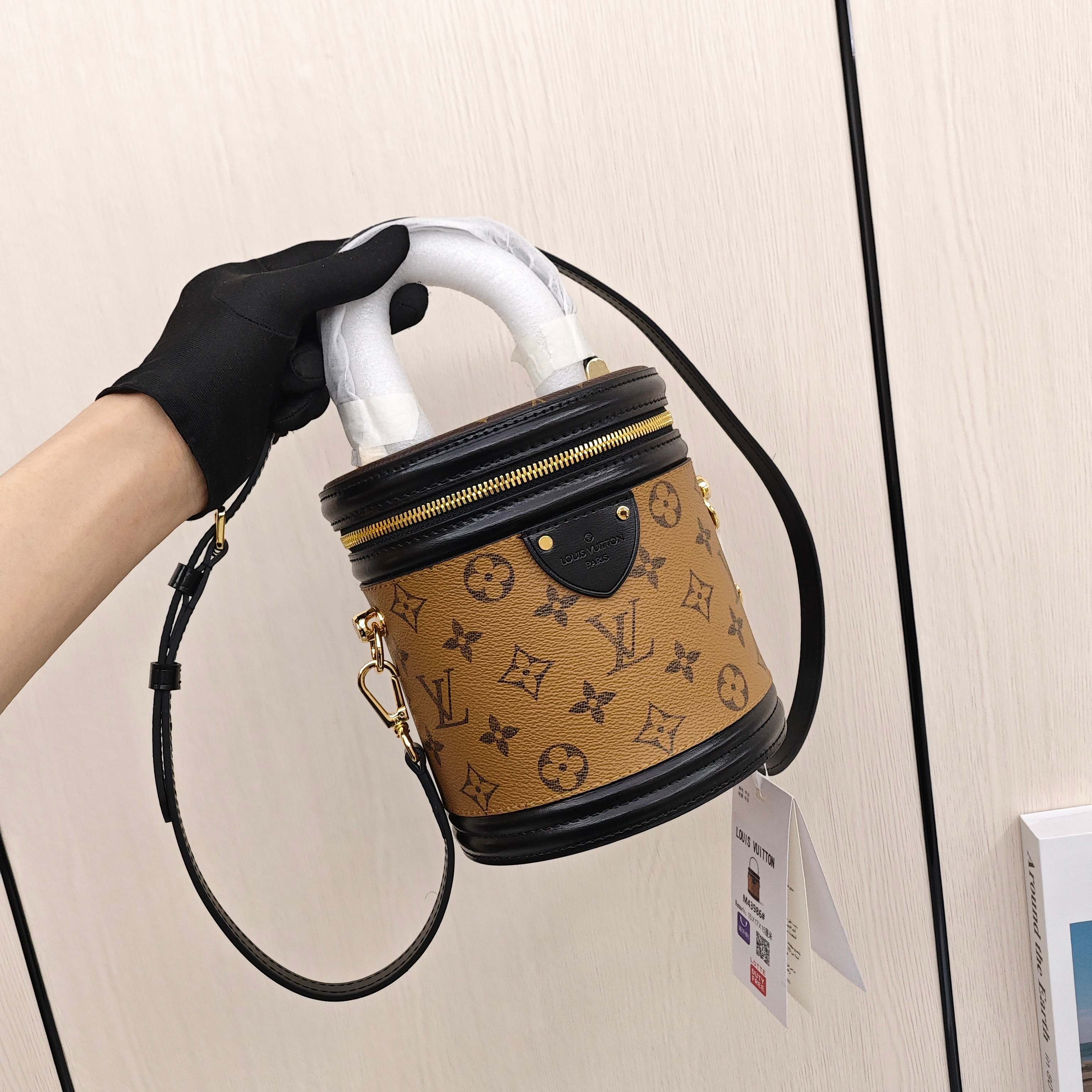 LOUIS VUITTON Cannes Small - sized Women's Handbag/Shoulder/Crossbody Bag with Monogram Canvas, Brown