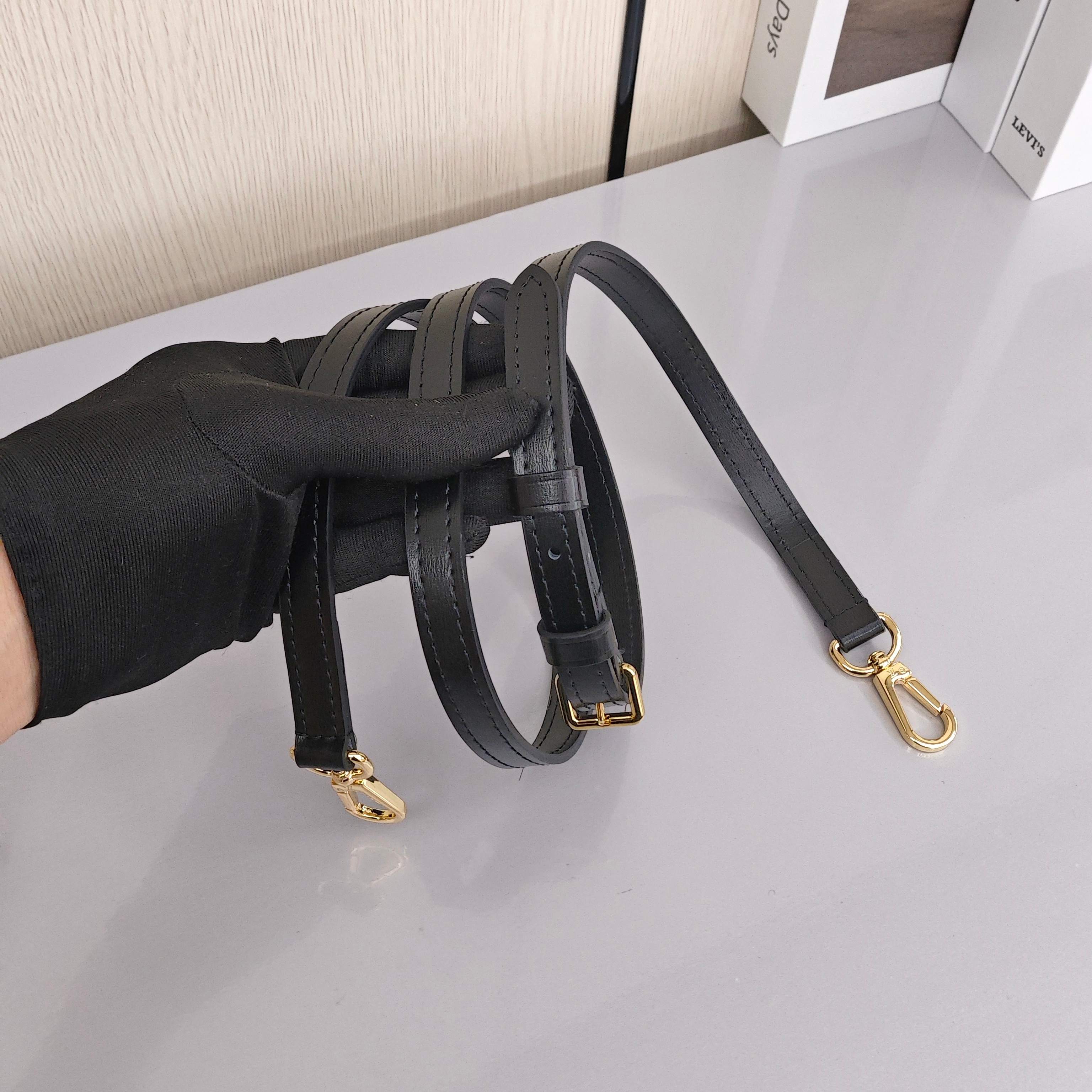 LOUIS VUITTON Cannes Small - sized Women's Handbag/Shoulder/Crossbody Bag with Monogram Canvas, Brown