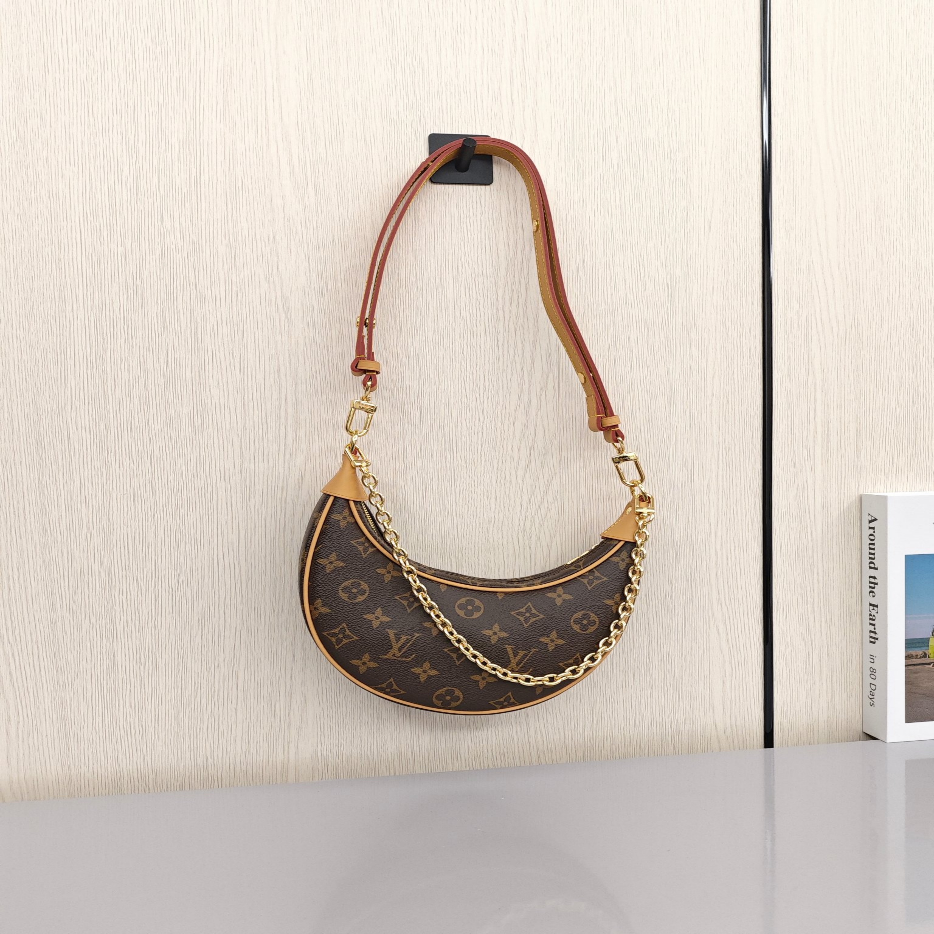 LOUIS VUITTON Loop Women's Handbag/Shoulder Bag with Monogram Canvas All - Over Print and Chain Shoulder Strap, Brown