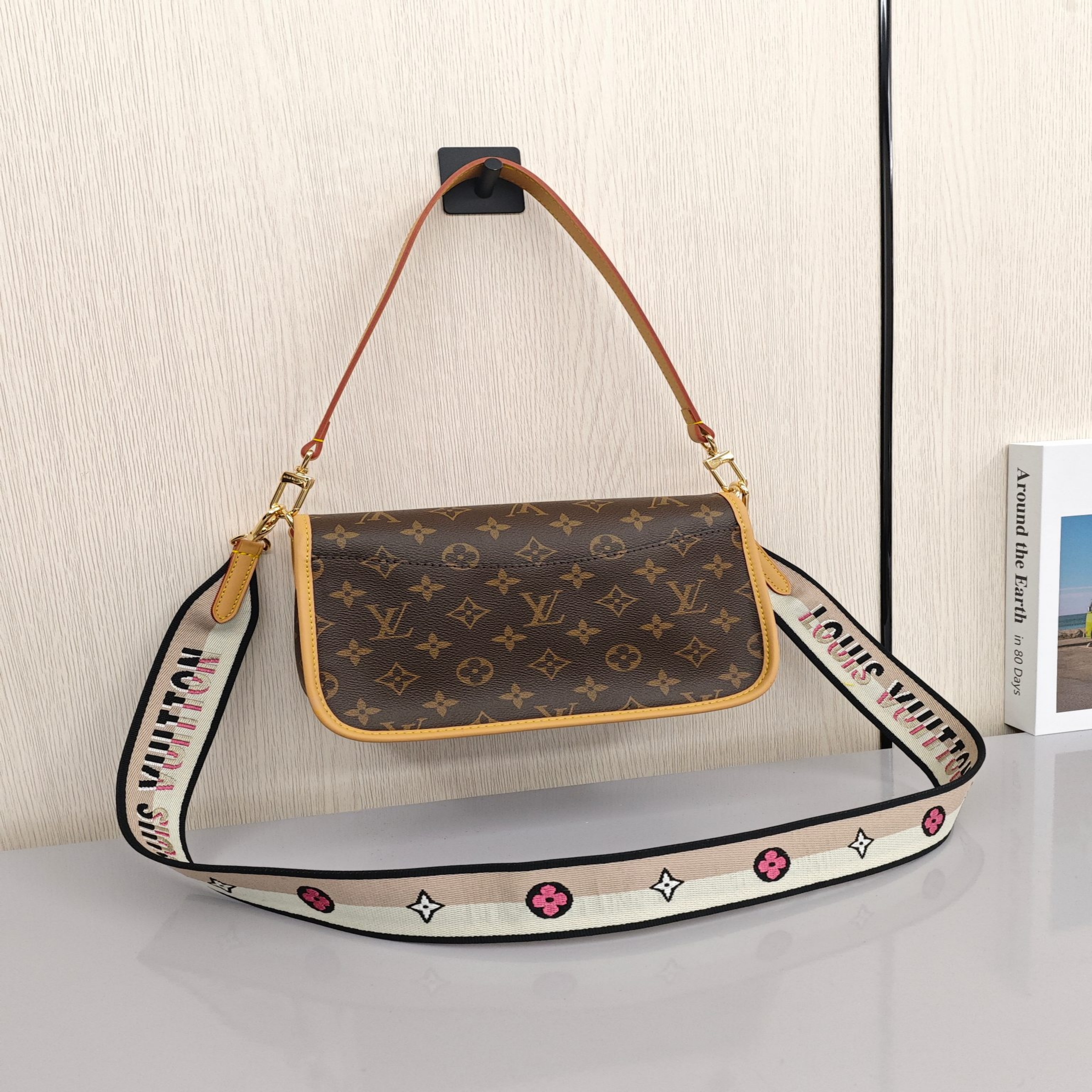 LOUIS VUITTON Diane PM Small - sized Women's Handbag/Shoulder/Crossbody Bag with Monogram Canvas, Brown