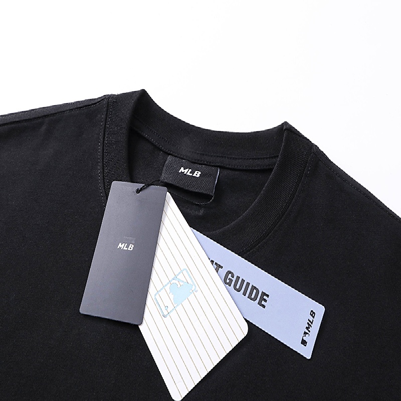 DIOR Short-sleeved Crew-neck T-shirt with Applique Emblem