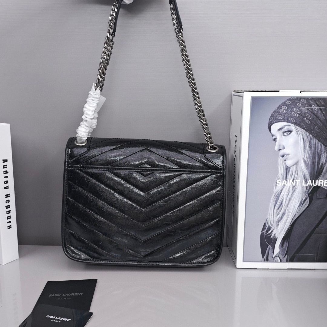 SAINT LAURENT YSL Niki, Retro Pleated with Black Chain and Black Logo, Medium - sized Cowhide Leather Bag, Women's Style, Black