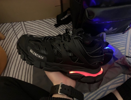 Balenciaga Track 1.0 track led trainers Stylish, retro, anti-slip, lightweight, low-top Dad shoes for Man and woman in black