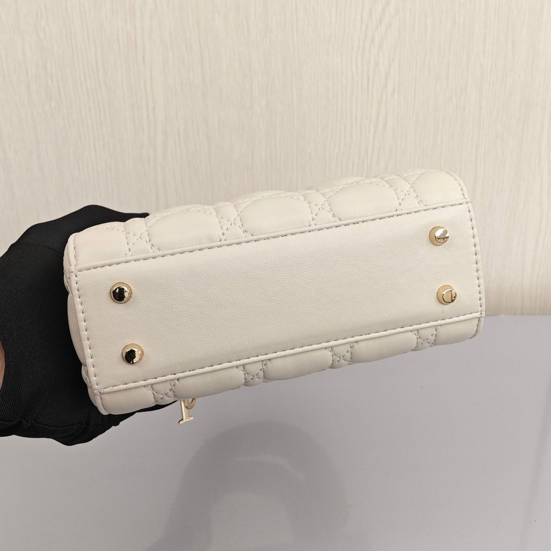 DIOR Lady Dior Metal Chain Three - Compartment Cannage Pattern Lambskin Leather Handheld, Cross - body and Shoulder Bag, Mini Size, Women's Style, Cream - white