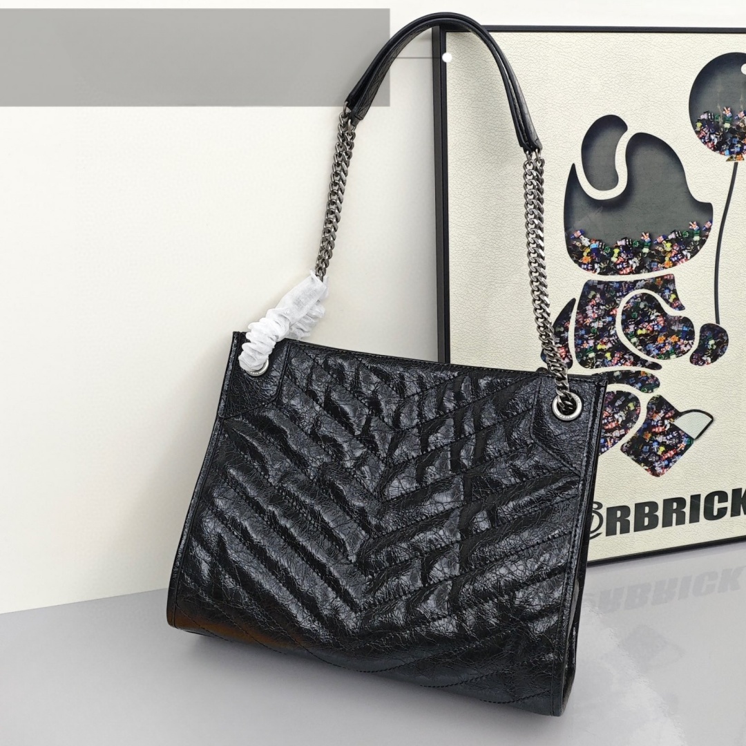 SAINT LAURENT YSL Retro Chain - Pleated Large - Capacity Leather Tote Bag, Women's Style, Black