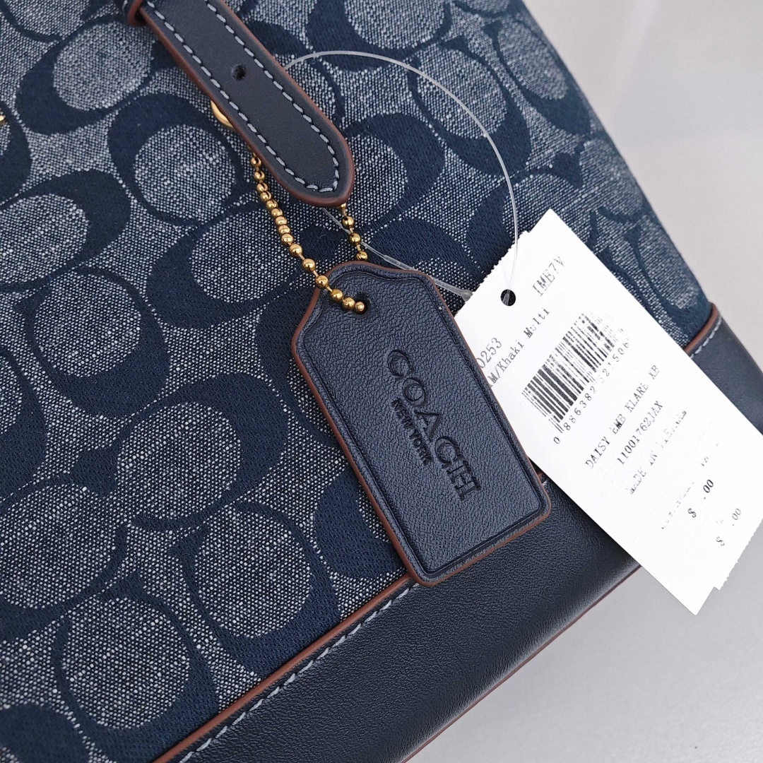 COACH Mollie 25 Classic Monogram Jacquard Chambray Bag with Zipper Closure, Handbag / Shoulder Bag / Crossbody Bag, Medium Size, Women's Style