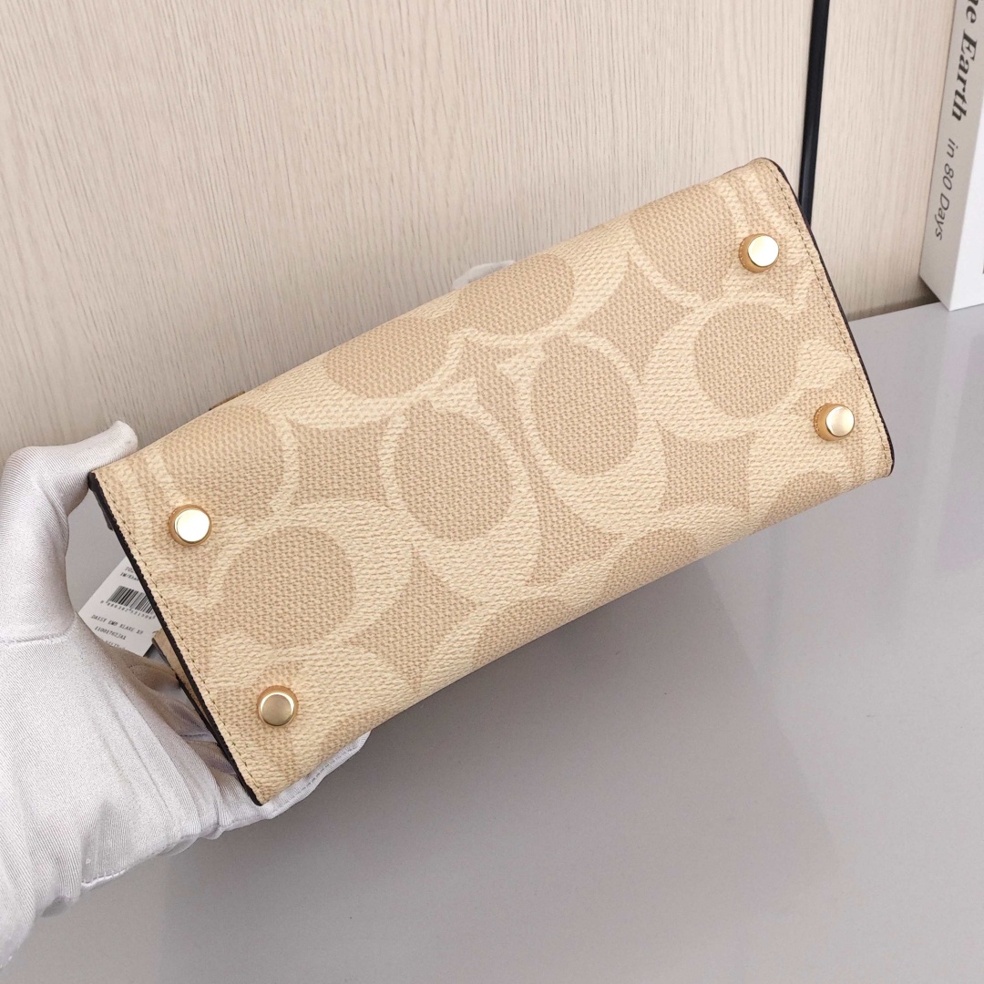 COACH Maggie Tote Bag / Shopping Bag / Shoulder - Crossbody - Handbag, Small Size, Women's Style, Taupe