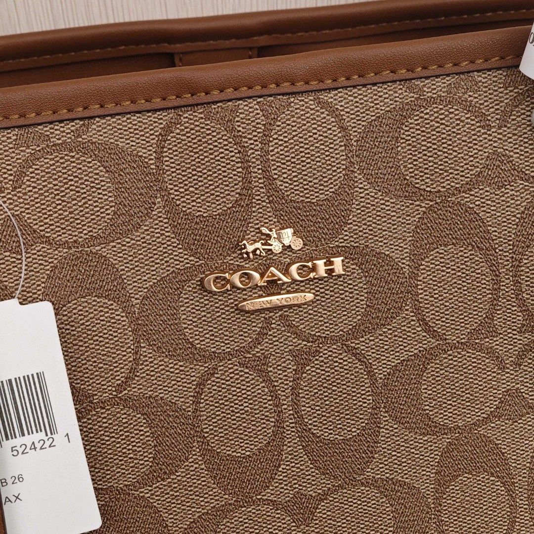 COACH City 33 Tote Bag / Shopping Handbag, Women's Style, Brown