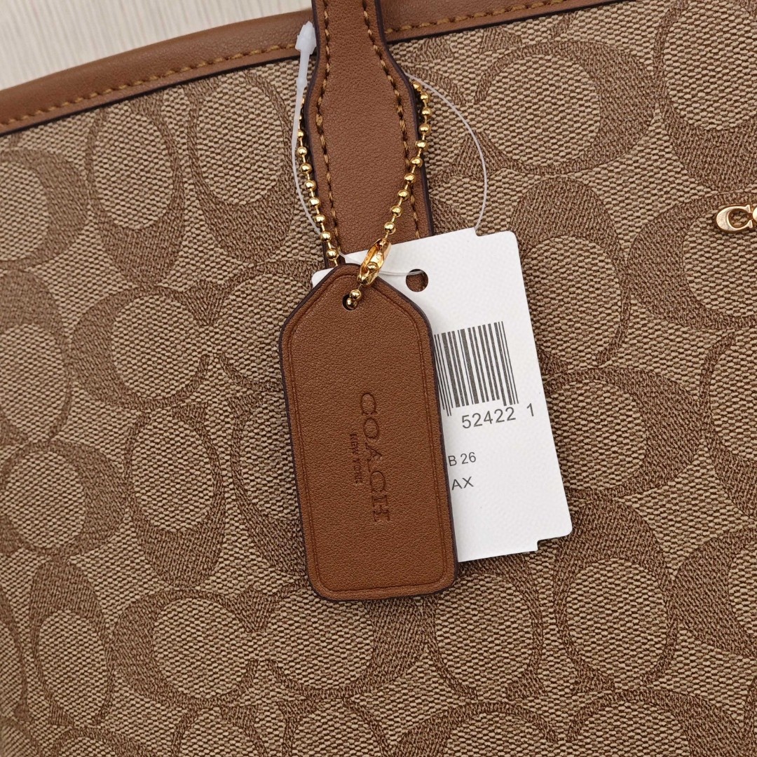 COACH City 33 Tote Bag / Shopping Handbag, Women's Style, Brown