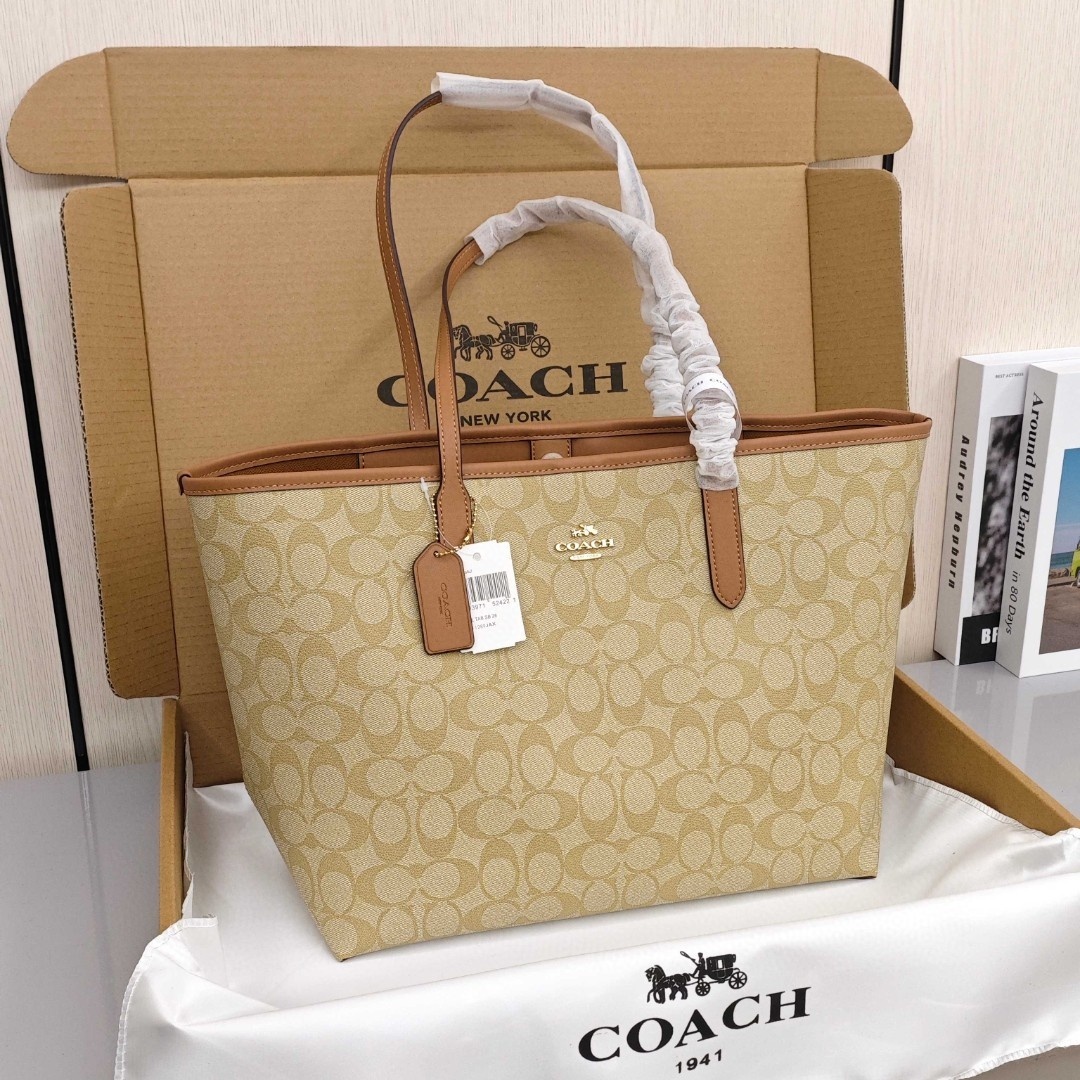 COACH City 33 Classic All - Over Monogram Print, Large - capacity Coated Canvas with Smooth Leather Trim Tote Bag, Women's Style, Milk Tea - beige