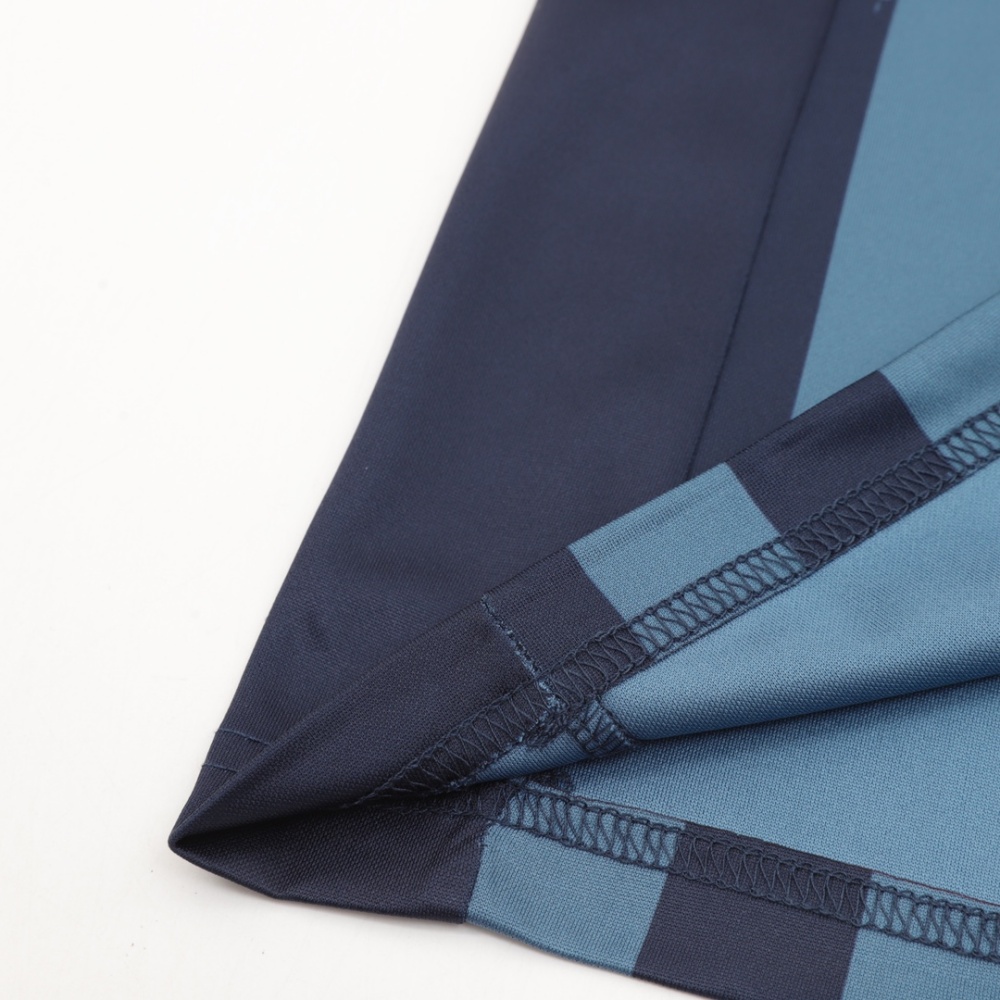 FENDI FD Club Badge Striped V - neck Short - Sleeve T - shirt