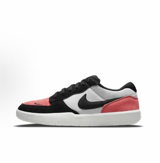 Nike SB Force 58 low-top training shoes in pink and black for both men and women