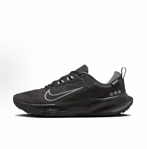 Nike Juniper Trail is a comfortable, versatile, anti-slip, wear-resistant and low-top casual running shoe for men and women