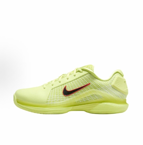 Nike Vapor 12 Hypersmash is comfortable, versatile, wear-resistant, low-top tennis shoes for both men and women. Yellow