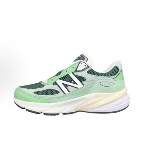 New Balance NB 990 V6 
