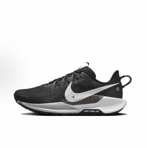 Nike Pegasus Trail 5 is a comfortable, versatile, anti-slip, wear-resistant, low-top cross-country running shoe for man and women in beige