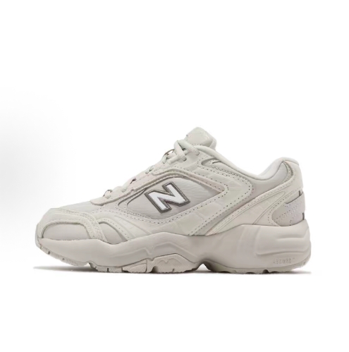 New Balance NB 452 Comfortable, Fashionable, Balanced, low-top Casual Running shoes for men and women, Beige