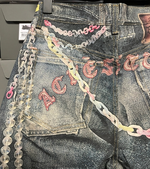 Acne Studios Letter chain Loose seven-inch denim shorts for men in blue >