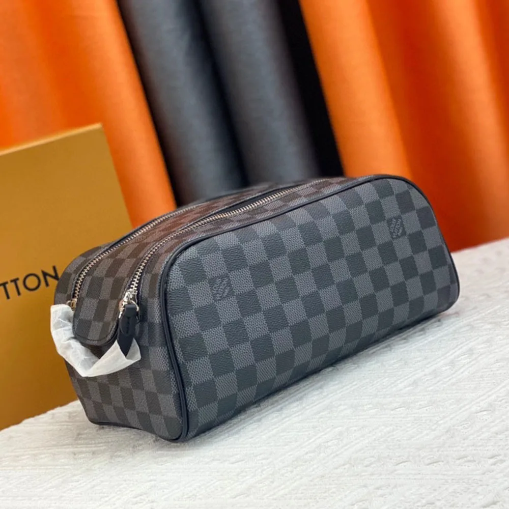 Louis Vuitton LV Cosmetic Dopp Kit Bag M44494